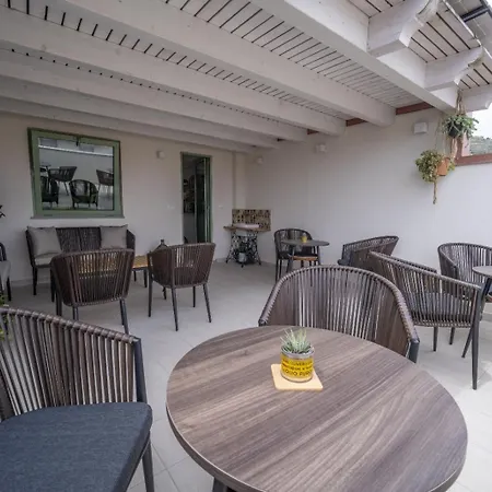 Scirocco Guest house