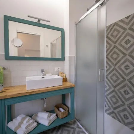 Konukevi Scirocco 4*